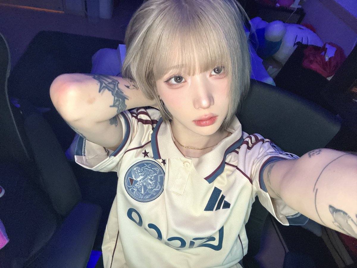 RURI tweet media