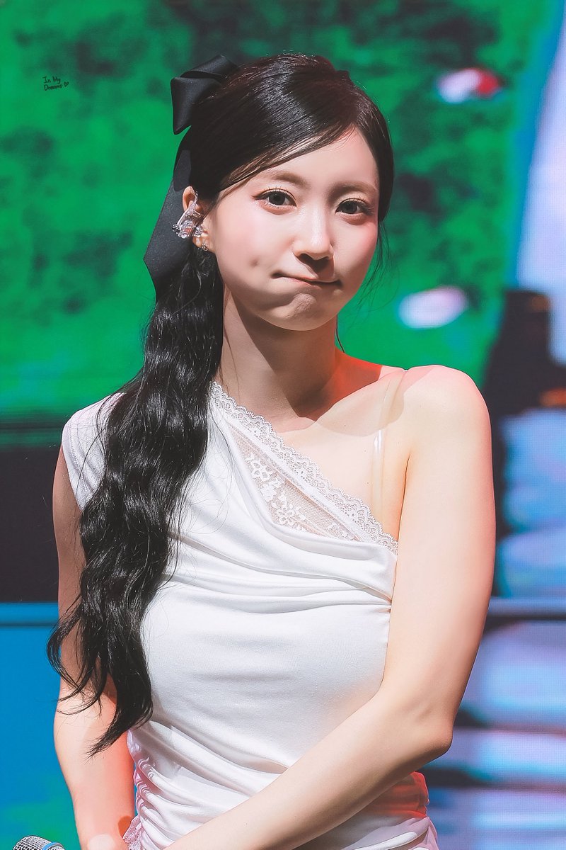 260429 유빈       

유빈 선배....🥹

#오마이걸 #OHMYGIRL 
#유빈 #YUBIN 
<a href="/WM_OHMYGIRL/">오마이걸 (OH MY GIRL)</a>