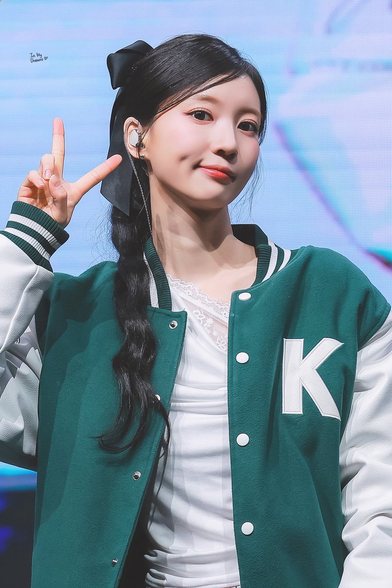 yubin_dreams's tweet photo. 260429 유빈       

유빈 선배....🥹

#오마이걸 #OHMYGIRL 
#유빈 #YUBIN 
@WM_OHMYGIRL https://t.co/nD7c9veDLw