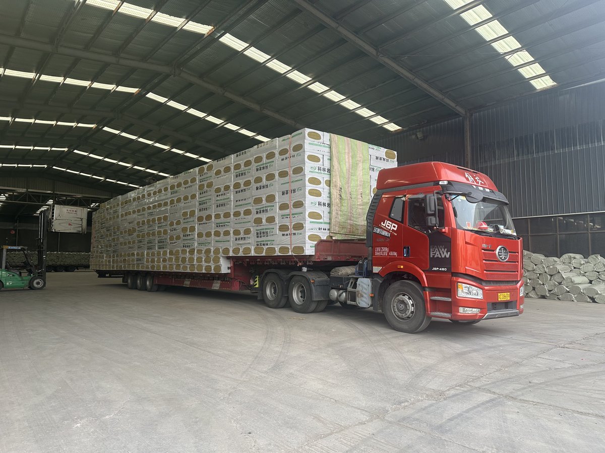 kelinyanmian's tweet image. Premium rock wool offers excellent thermal insulation and sound absorption.
#ThermalInsulation #SoundproofRockWool #ConstructionMaterial #RockWoolProduct
