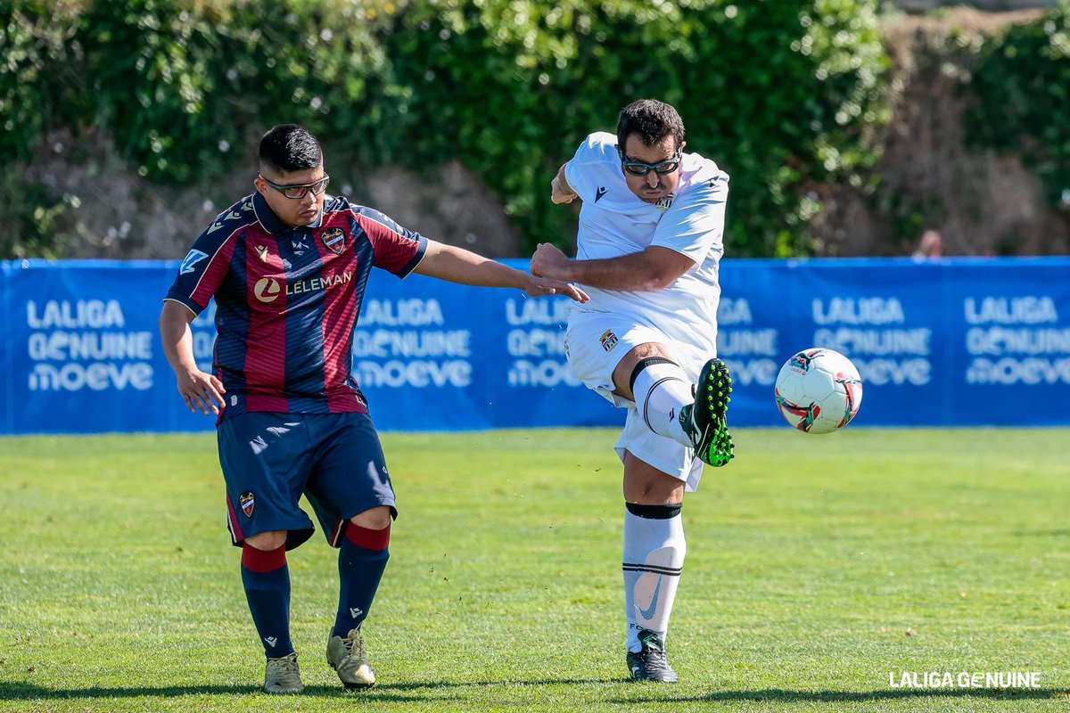 locoporti_95 tweet media