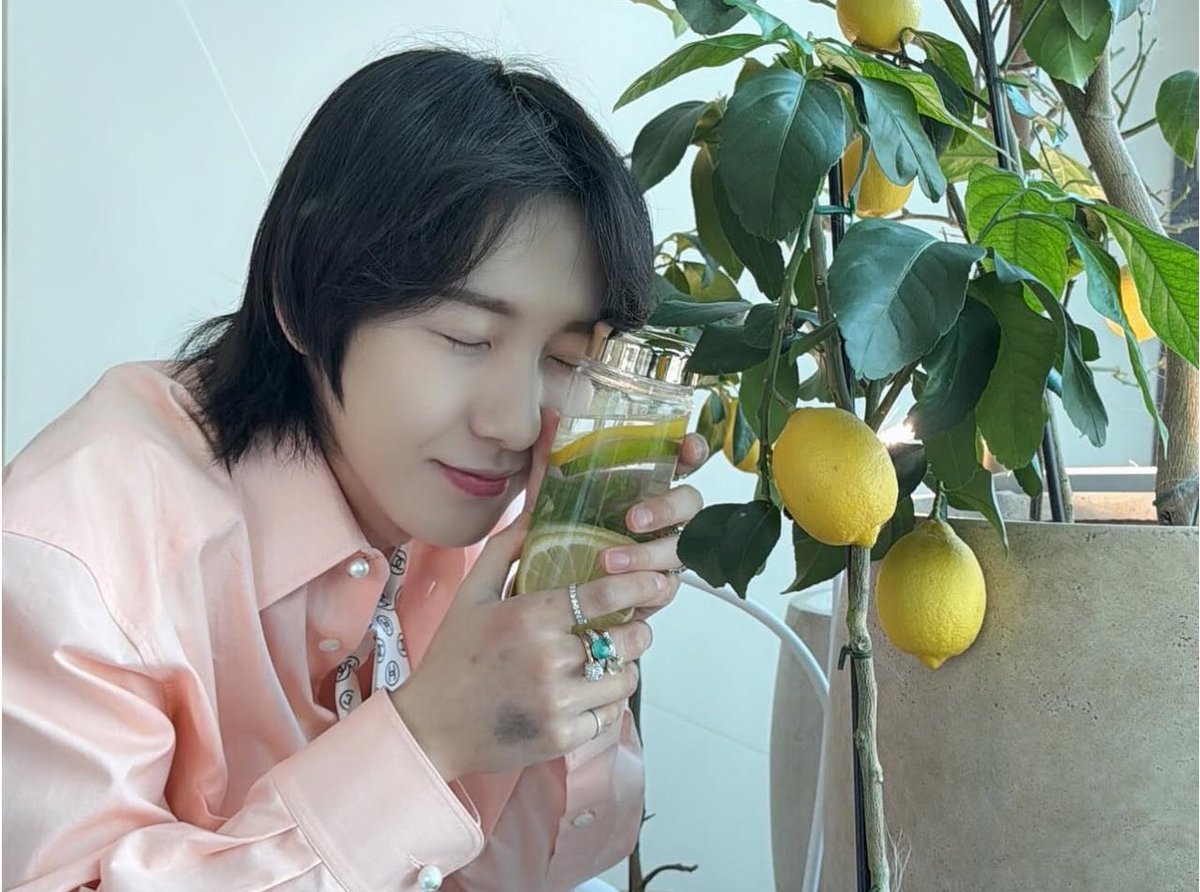 RENJUN BASE! tweet media