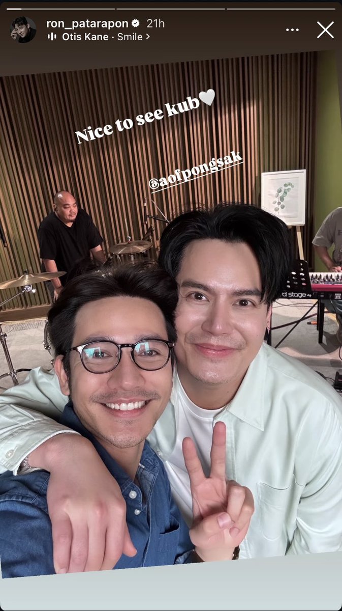Patarapon_News's tweet photo. IGS : ron_patarapon น้องรอนกับพี่อ๊อฟมาเจอกันหรือรุ่นน้อง AF5 มาเจอกับ รุ่นพี่ AF1 😍😊@RoN_Patarapon #รอนAF5 #ron_patarapon #aofpongsak #อ๊อฟปองศักดิ์ #RonAF5 https://t.co/1ngOqxbOBg