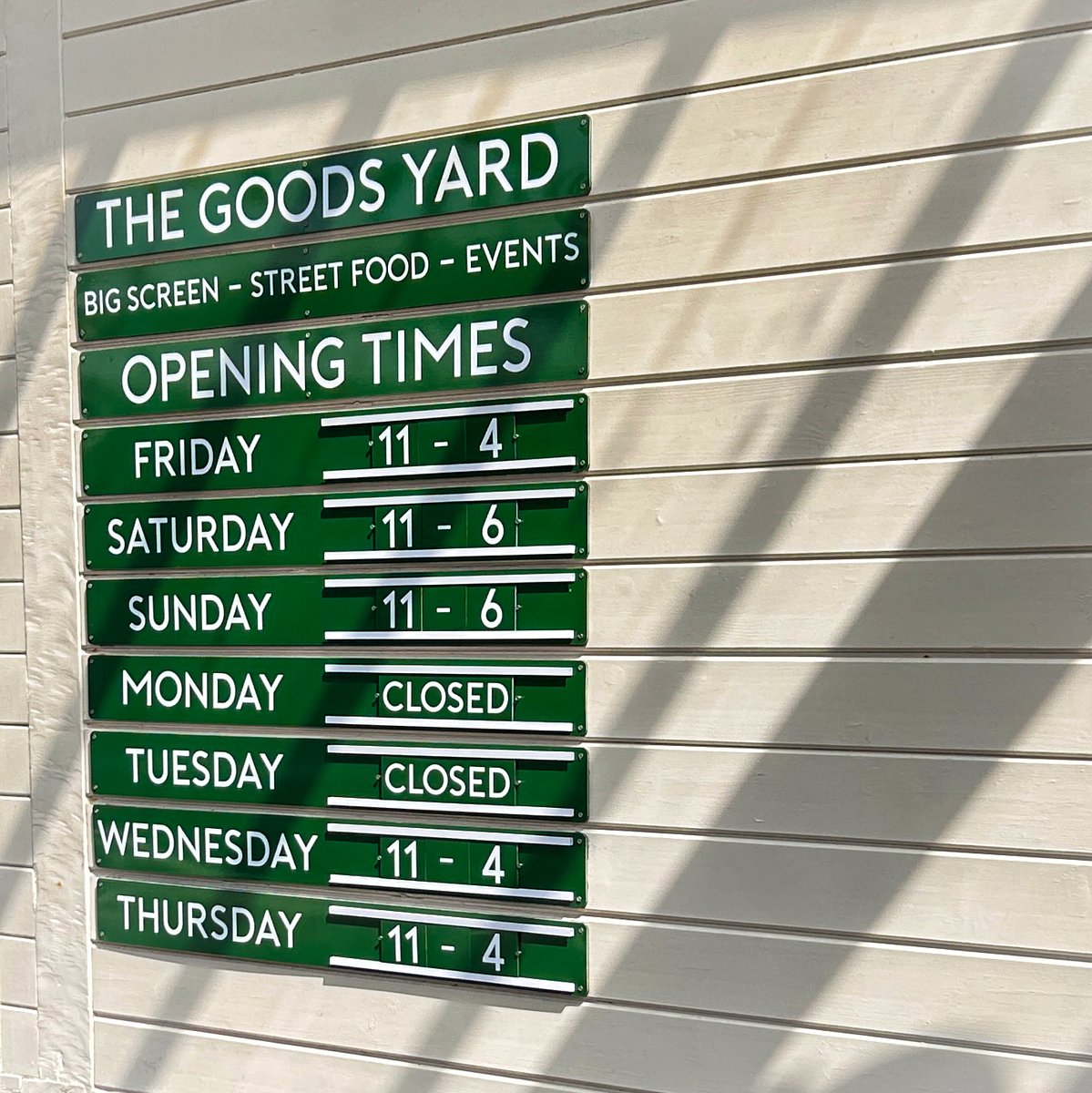 print_cc's tweet image. Freshly installed at Folkestone Harbour! New modular opening times board for The Goods Yard clear, smart &amp;amp; super easy to update with slide-in panels. Weekends of street food, big screen &amp;amp; events just got easier to plan Looks sharp in the sunshine too ☀️#Folkestone #HarbourArm