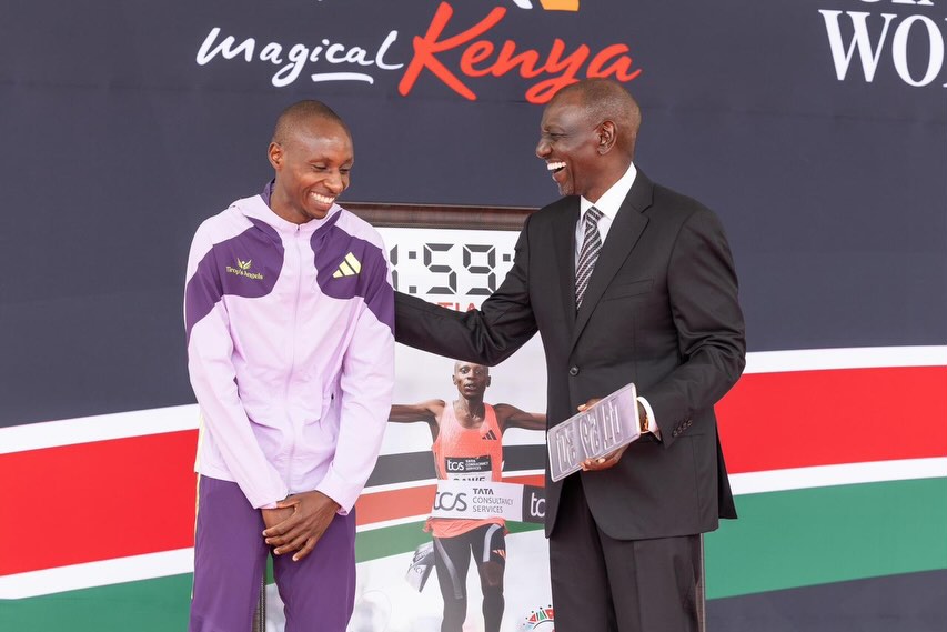 OlympicsKe's tweet photo. He turned his finish time into a number plate 🇰🇪💪

Sabastian Sawe made history, and President William Ruto made sure it didn’t go unnoticed 👏🇰🇪

After that stunning run at the @LondonMarathon  the rewards came in strong:

✅ KSh 5M – for breaking the world record
✅ KSh 3M – for  winning Gold
✅ A brand new car
✅Custom plates 1:59:30 (because legends carry their time everywhere 😉)

From London streets to a presidential salute… that’s how you finish a race 💨🏆

#SebastianSawe #TeamKenya #WorldRecord