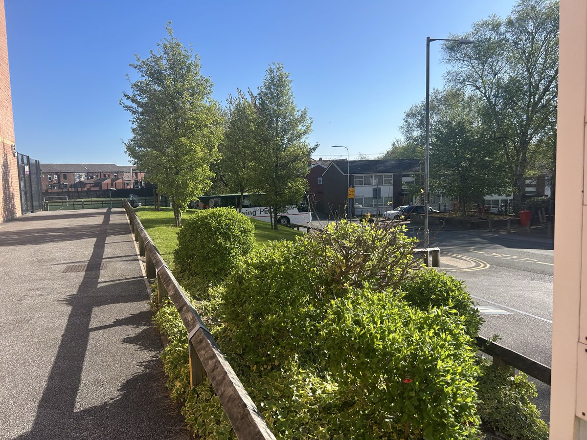 edenboysbolton's tweet image. What a beautiful day for a trip to Chester Zoo ☀️Year 8s heading off and ready for a great day! #Enrichment