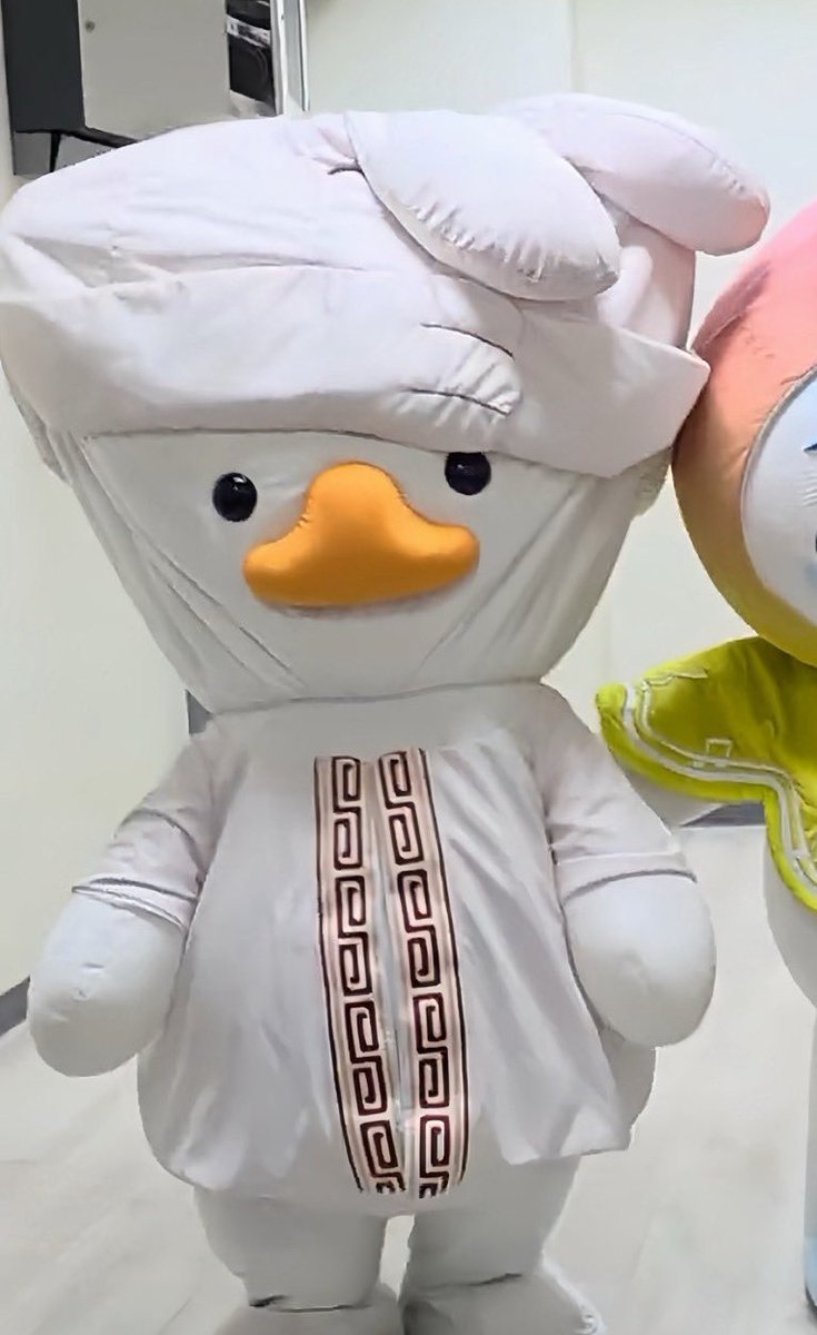 ttx ft.knp 🦆🐰 tweet media