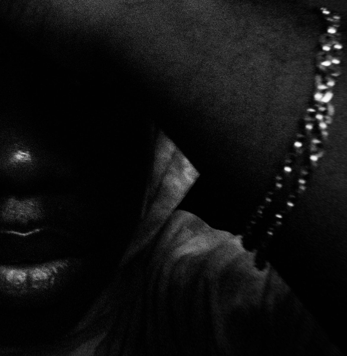 hrecomesaderoju's tweet photo. On May 7th, I’ll be ending my streak of silence. See you then. All tracks Written, Produced, Performed and Mixed/Mastered by Rójú. https://t.co/gaUPGDHUWg