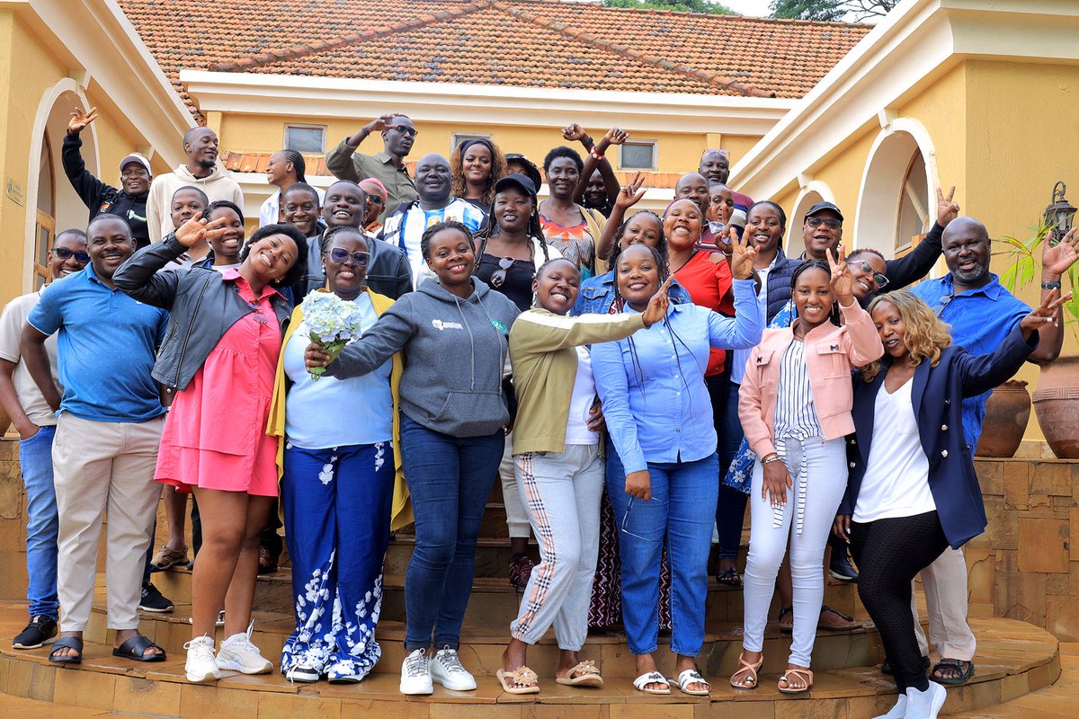 CRVPF1's tweet photo. We took a pause last week and stepped away from the day to day.
At @BrovadSandLodge , the @CRVPF1 team came together not just as colleagues, but as people. We listened, reflected, challenged ourselves, and grew. 💛

#CRVPF #empoweringyouththroughdataandcommunitydevelopment https://t.co/ZurRpYYQt1