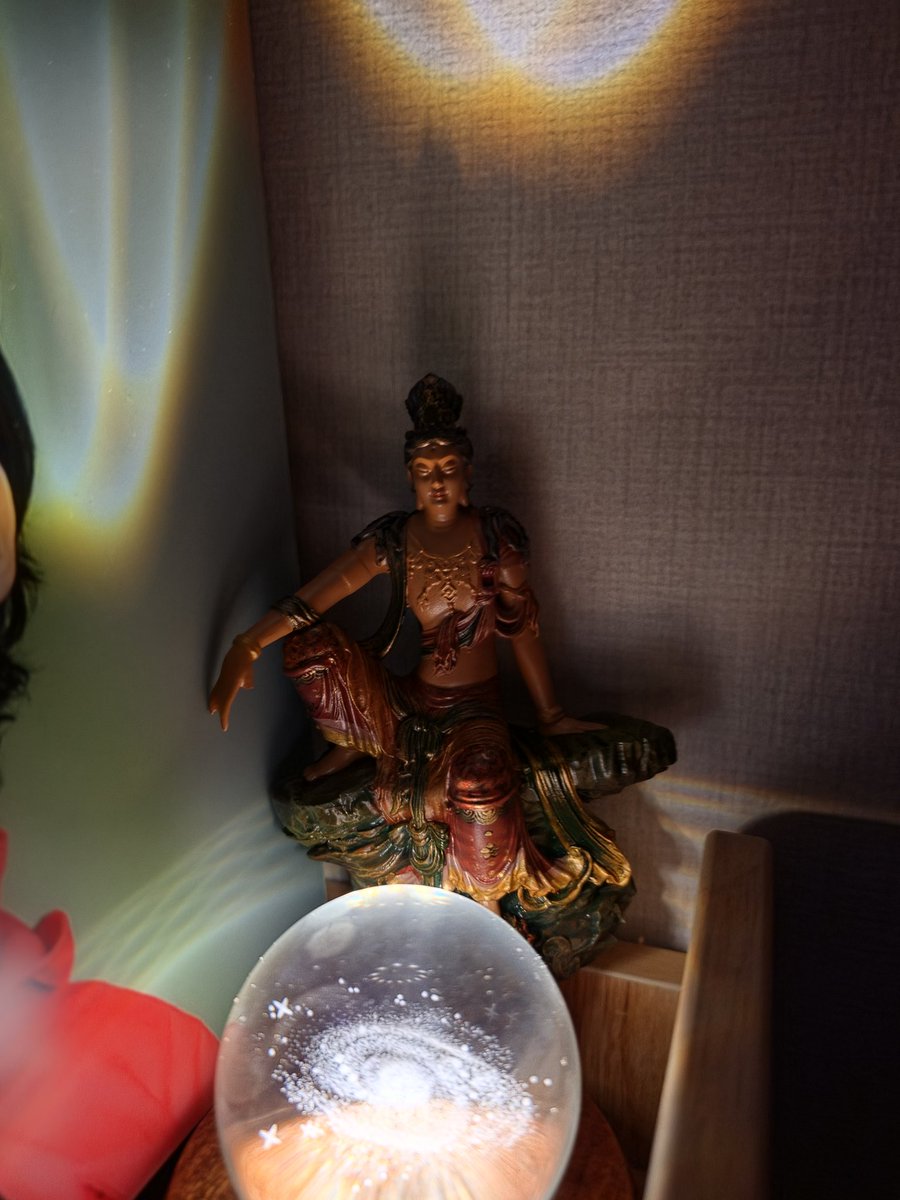 𝑉 ˻˳˯ₑ tweet media