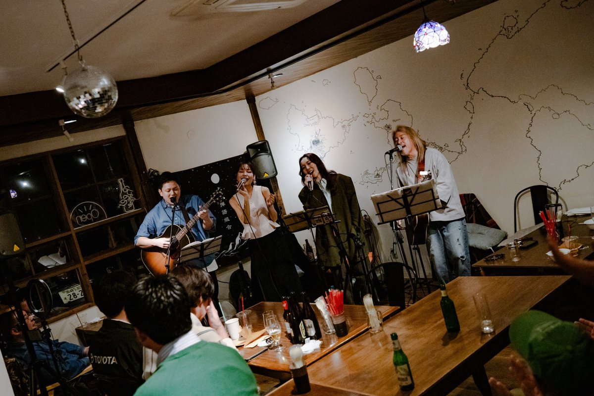 hikigatarikumi's tweet photo. 3rd TUESDAY vol.44
at 高崎PORKTAVE( @PORKTAVE )

新年度一発目の3rd TUESDAYにお集まりいただきありがとうございました！
楽しい顔と美味しい顔がたくさん見れてとても幸せな夜でした🌝

通常営業のPORKTAVEの料理も美味しいので、是非足をお運び頂けたら嬉しいです🙌　(16号｡)

Photo by @kkcdsy https://t.co/eUlTKmCk4z