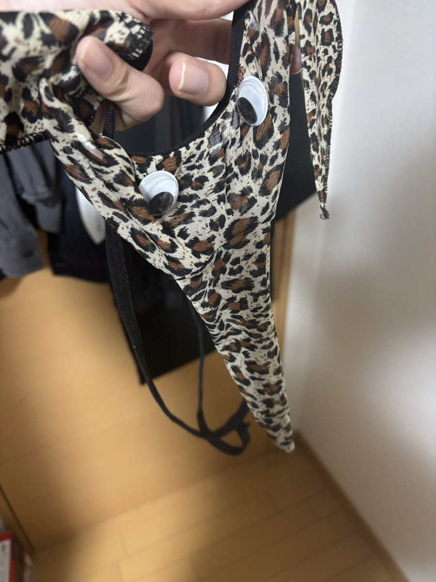 ナイゾウ tweet media