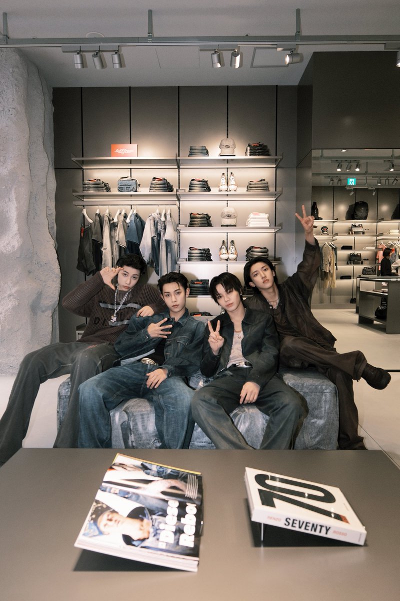 LNGSHOT4sho's tweet image. LNGSHOT [#DieselOsaka Opening Party] Photo Behind 📸

weverse.io/lngshot/media/…

@diesel #Diesel #LNGSHOT