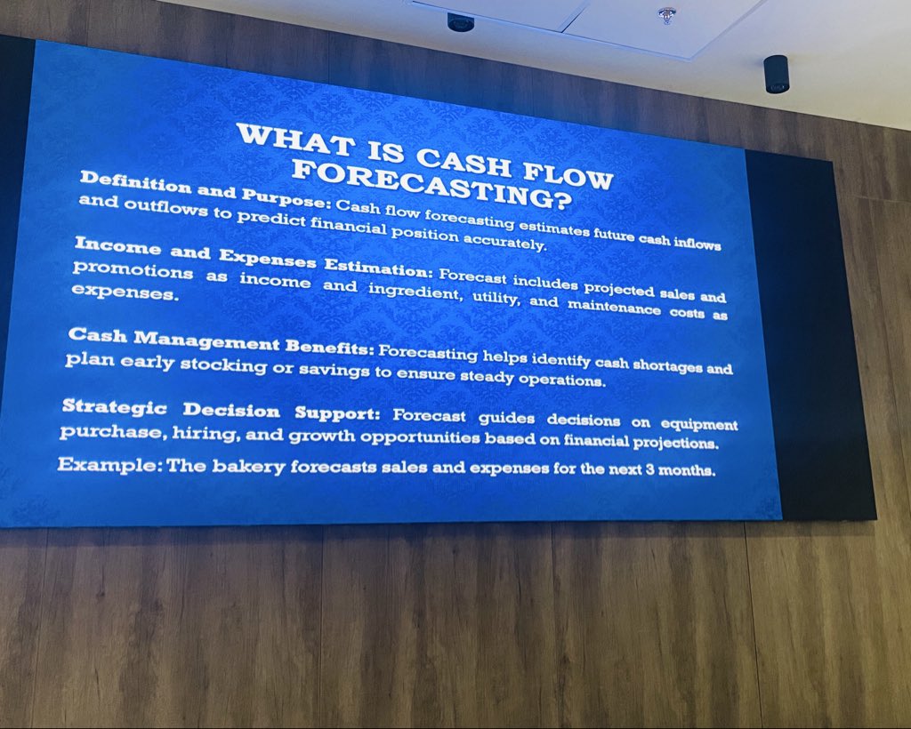 Meenakshi Saxena tweet media