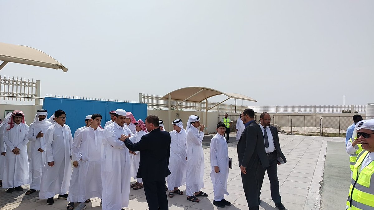 obzschool's tweet photo. نفّذت إدارة المدرسة اليوم خطة الإخلاء الوهمي للفصل الدراسي الثاني بكفاءة عالية وتنظيم محكم، وسط استجابة سريعة ووعي لافت من الطلبة والكوادر، بما يعكس جاهزية المدرسة وترسيخ ثقافة الأمن والسلامة. https://t.co/BcGNaQkVQz