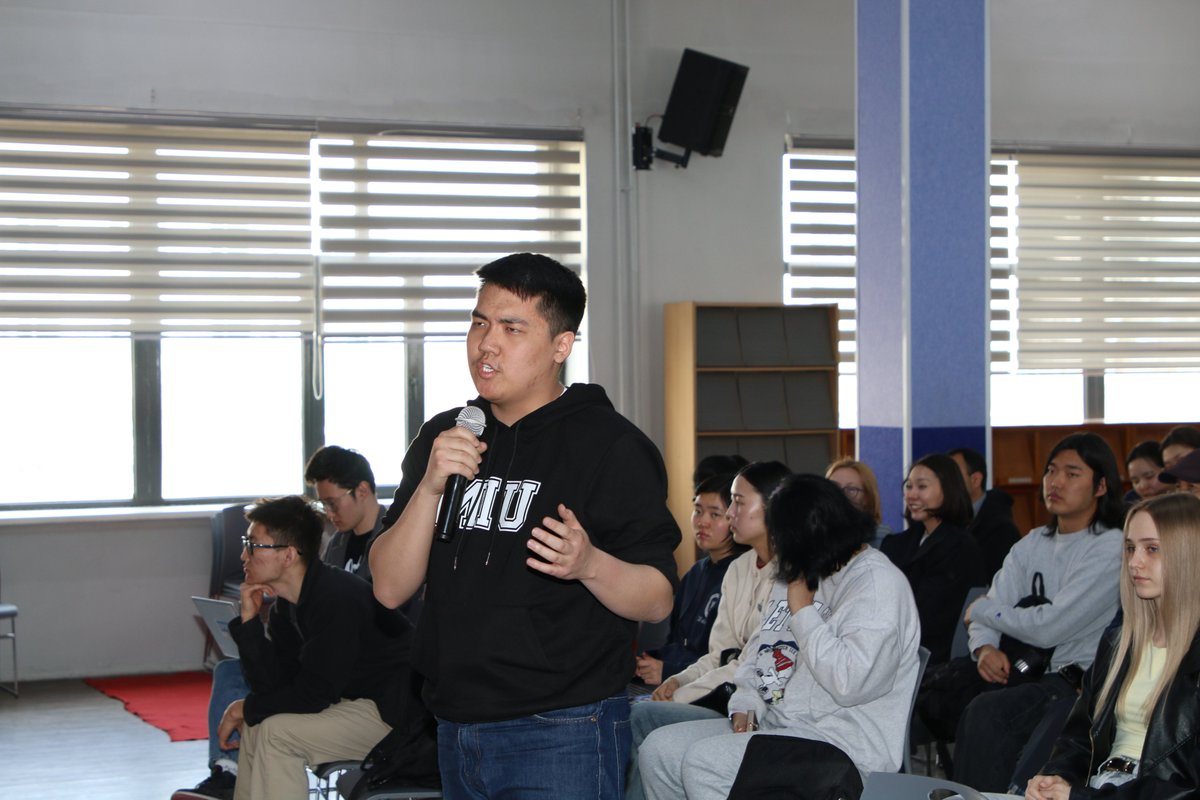 UNFPA_Mongolia's tweet image. Dr Khalid Sharifi delivered a lecture at MIU on gender equality for sustainable development—covering global &amp;amp; Mongolia context, GBV &amp;amp; TFGBV, and the role of youth &amp;amp; universities in prevention and curriculum integration. #UNFPA #GenderEquality #EndGBV