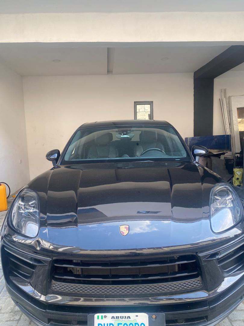 mil_tly's tweet photo. *PORSCHE*

_Available For RENT_

*N420,000/12HRS*

📍Lagos - Nigeria https://t.co/JlWj6Qr6lx