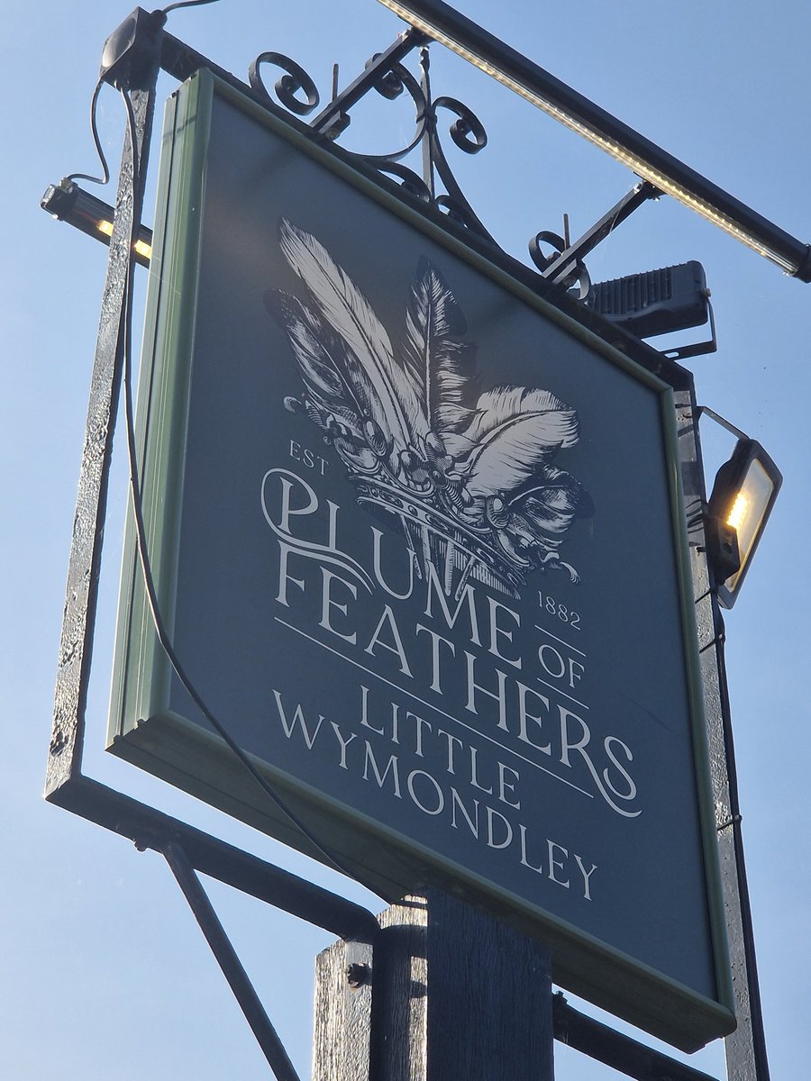 danielrbates82's tweet image. 📍Plume of Feathers Little Wymondley, Hertfordshire. 

My pub review: facebook.com/share/p/18pPDd…

#pub #bars #beer #beers #ale #beerlover #beerlovers #craftbeer #craftbeerlover #craftbeerlife #craftbeerporn #craftbeers #craftbeergeek #craftbeernotcrapbeer #beerstagram