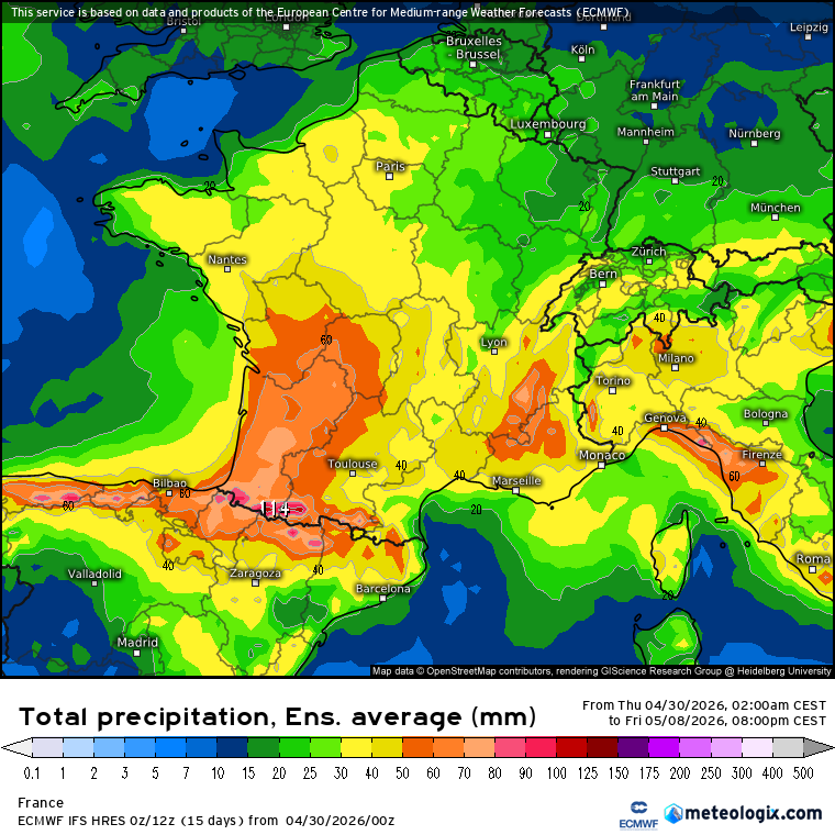 ExtremeMeteo's tweet photo. La crainte d'un mois de mai de nouveau trop sec semble s'estomper du moins sur la première quinzaine ce qui serait une bonne nouvelle. Dans les 7 prochains jours, de bons cumuls de pluie localisés sont à prévoir notamment sur le sud-ouest et en allant vers le centre-est/sud-est. Malheureusement ça devrait rester trop sec sur le quart nord-est à l'image des derniers mois. 

Ces pluies ne seront pas toujours efficaces pour la végétation en raison du caractère orageux souvent présent, avec des difficultés en cas de ruissellements à bien pénétrer le sol. Cependant, une amélioration devrait quand même être constatée d'ici une semaine sur l'humidité en surface. C'est toujours bon à prendre !