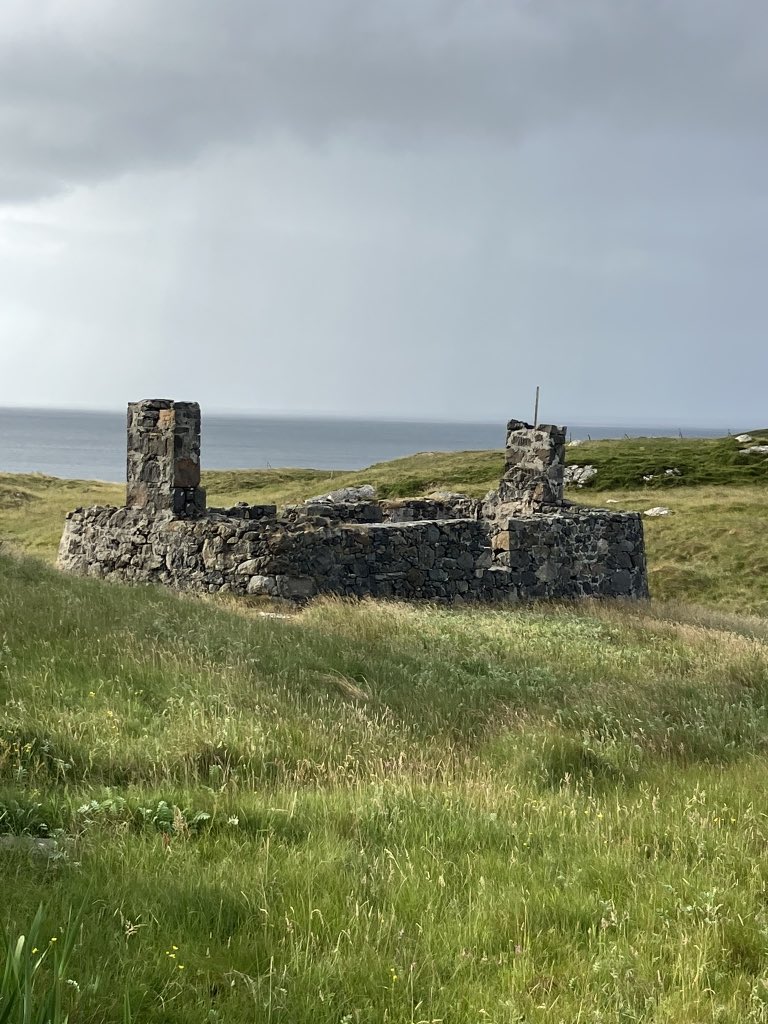 Lovethisland_'s tweet image. Barra. Good morning.

“Where the streets have no name…”

#hebrides #outerhebrides #Scotland
