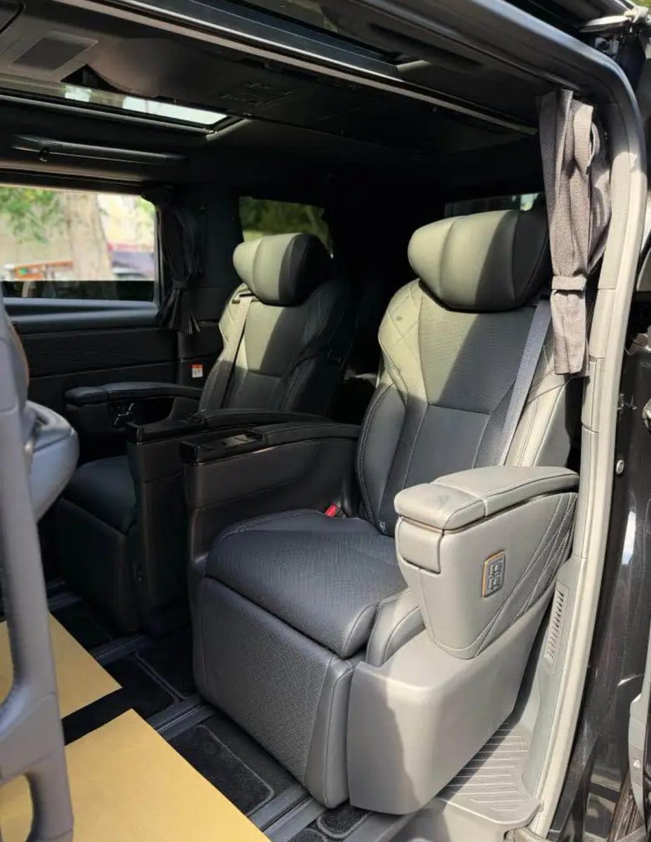 SmwGwOto tweet media