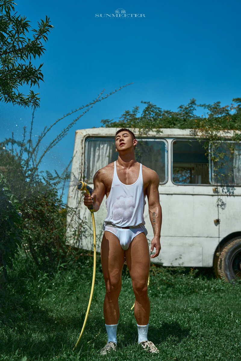 给你一坨子 tweet media