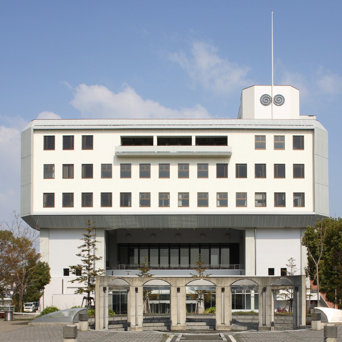 ／
5月4日（月）
＼

あわぎんホールでの催し物は…
第77回 あすなろ会 バレエ発表会
第32回 放美展

＝＝ただいま募集中＝＝
「ベルリン・フィルハーモニー ホルン・カルテット」
小学生～18歳以下のお子様無料ご招待♪

応募方法等詳細はこちらからご確認ください👇
kyoubun.or.jp/news/news6_3.h…