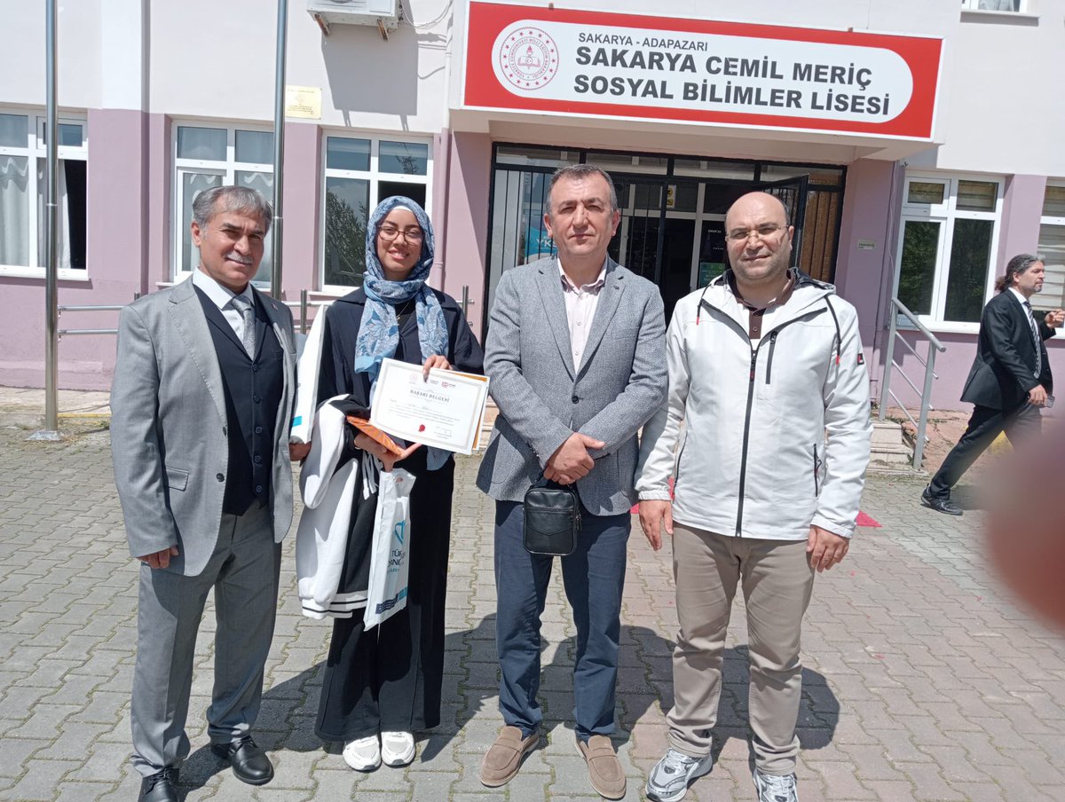 Din, Ahlak ve Değerler Alanı Seçmeli Dersleri kapsamında düzenlenen“Kur’an-ı Kerim’i Güzel Okuma Yarışması” kategorisinde Kocaali Anadolu Lisesi 11. sınıf öğrencisi Toka BARIŞ İl birincisi oldu.

<a href="/tcmeb/">Millî Eğitim Bakanlığı</a> 
<a href="/SakaryaValiligi/">T.C. Sakarya Valiliği</a> 
<a href="/sakaryamem/">Sakarya İl Millî Eğitim Müdürlüğü</a> 
<a href="/coskunbakirtas/">Coşkun BAKIRTAŞ</a> 
<a href="/gunes_36/">Abdulkadir Güneş</a>