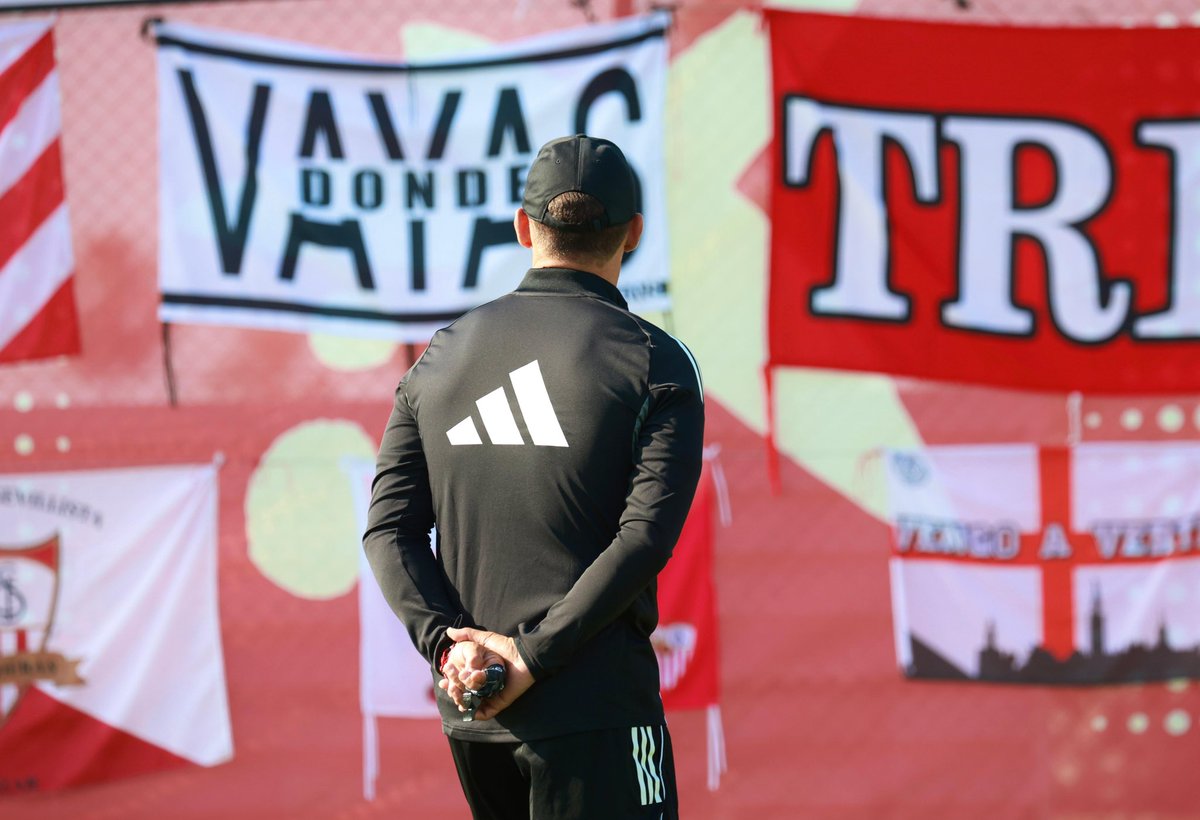 All together 💪🏽❤️

#SevillaRealSociedad