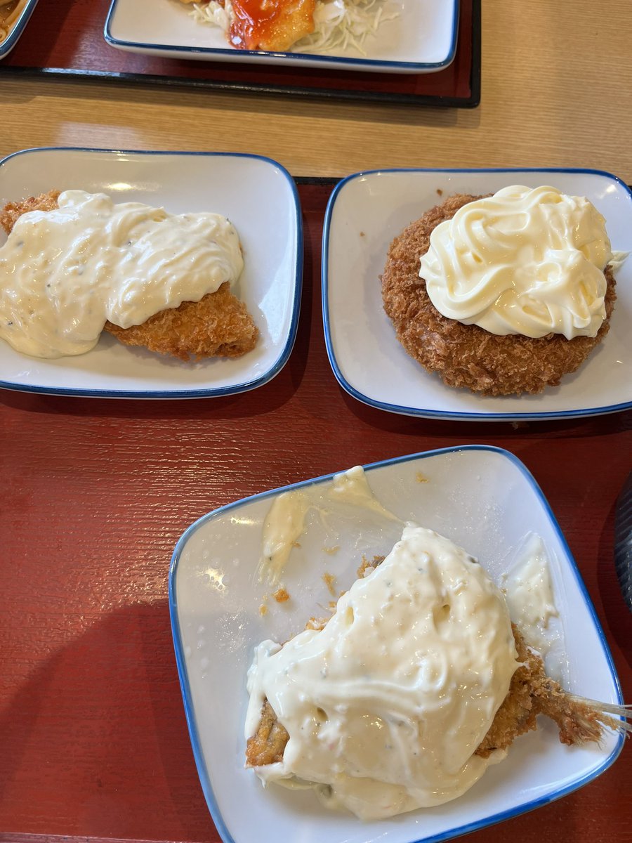 a3knt193's tweet photo. いつもこのくらい
マヨネーズとタルタルかけます！笑 https://t.co/1J0QUNFfKP