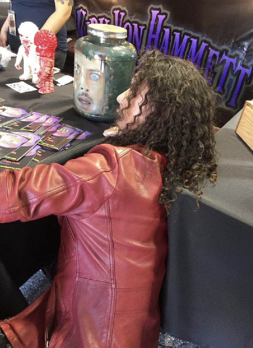 kirkhametallica's tweet photo. #fearfestevil #winchestermysteryhouse #kirzhammett #kirkhammett #john5 #tomrobb #coreytaylor 
年を重ねるとタグするの面倒くさい…そんな私はもう少しで誕生日。又1つ年を取る前にタグ。（この写真3枚は私が撮影しました） https://t.co/GiL65Wdb5B