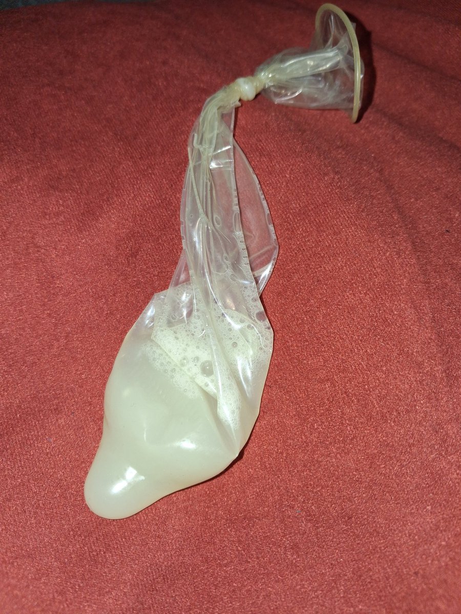 Control_backup's tweet photo. Guten morgen, wieder das tägliche Bild #usedcondom #condomfetish #cum #cumfetish #condomswapping #cumincondom #usedcondomtrading #poshwank https://t.co/uBIK5CRl1X
