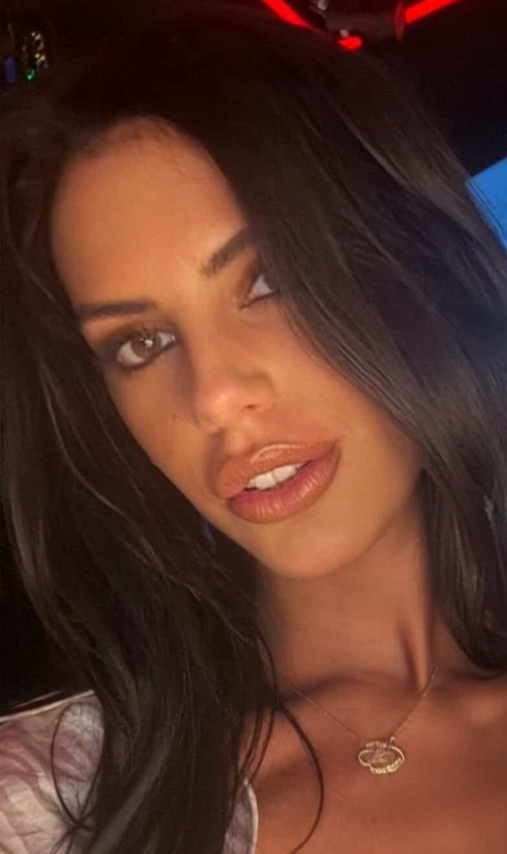 RobertaMazzini4's tweet image. Buongiorno 🌞 🌞 principessa #fiorde #Antonella