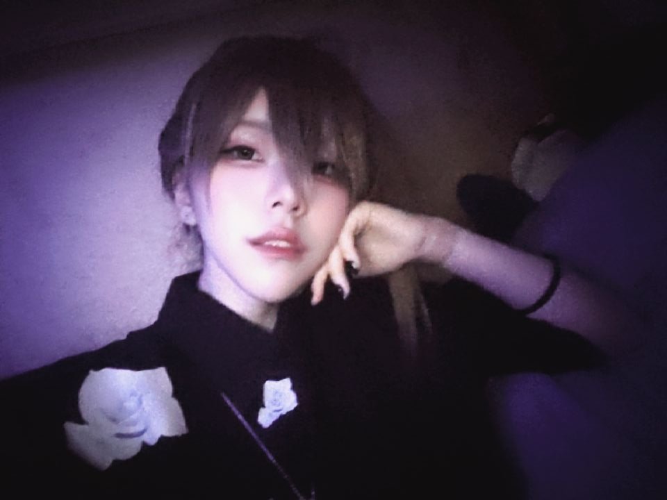 SAMTI_000's tweet photo. 【Cosplay/🌈🕒/🔫】

⠀ |￣￣￣￣￣￣|
　|　・・・。　|
　|　　　　　　|
　￣￣￣￣＼|￣ https://t.co/T8nkeYe86x