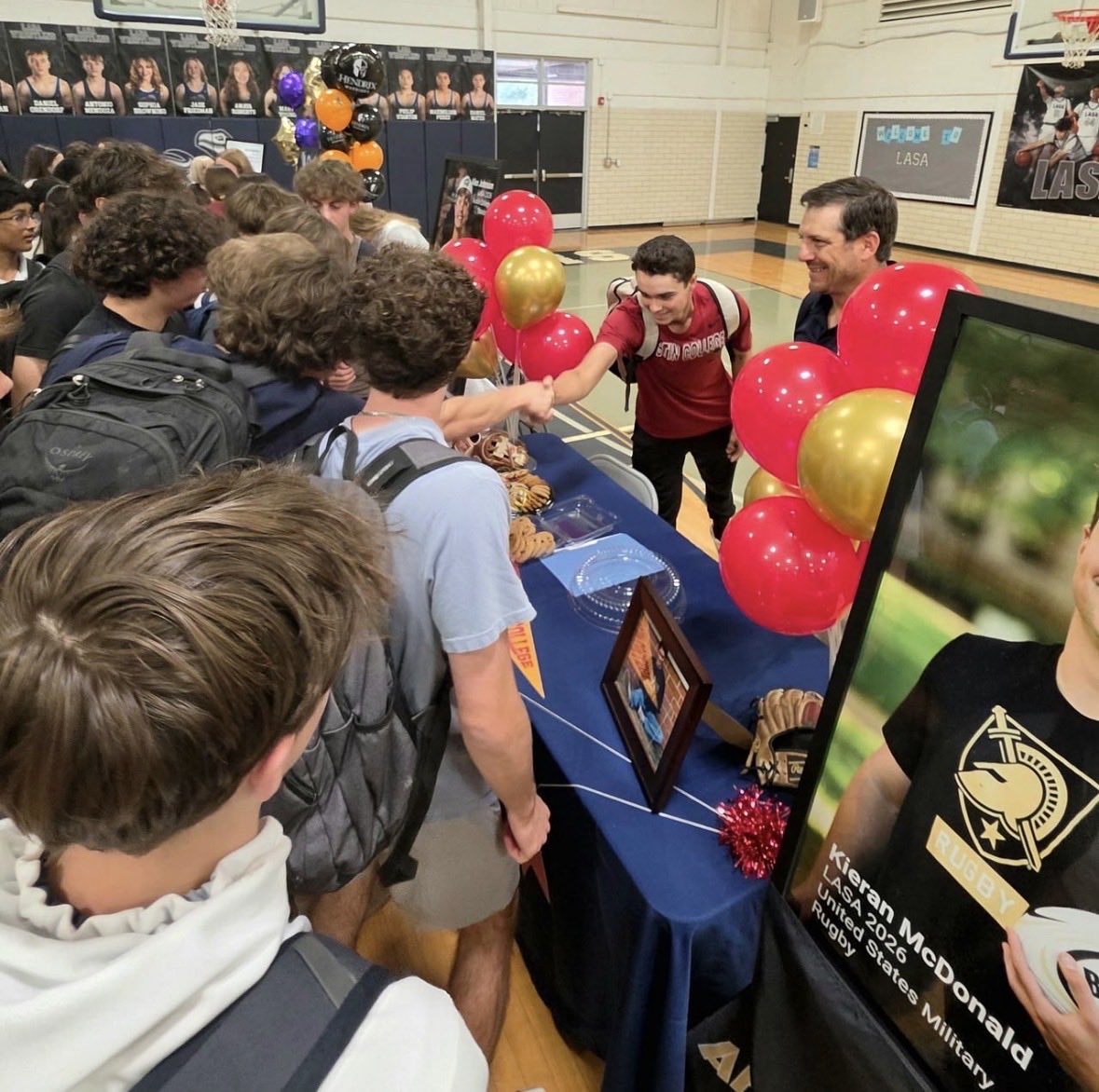 LASA_Baseball's tweet photo. Congratulations to our @AlexJohnson2026 for signing his letter of intent to continue his baseball career at @ackangaroosbsb 🦘⚾️ We are excited for you!

RIP EM RAPS 🦖⚾️ https://t.co/8FZzCMYOes