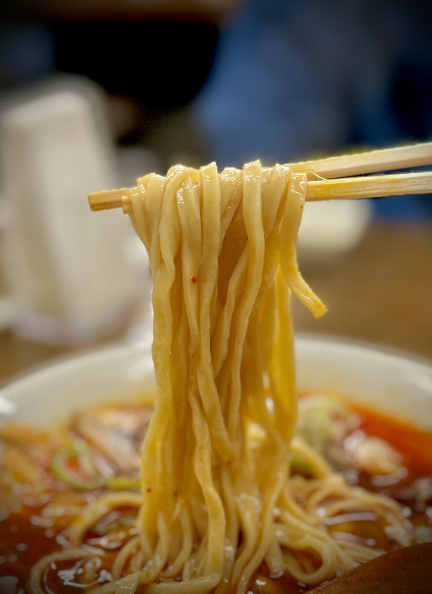 中華そばうゑ田（過日分）

辛つけそば（大盛）
辛中華そば

訪問の一報で麺友も駆けつけてくれるハッピーマン🥰（いつも感謝🍻）

つけ麺は酸味とちょうど良い辛味でツルツル麺が旨くてあっという間に完食😋
ラーメンも太麺が旨くてしっかり辛いスープに絡んで気付くと汗だく✨

ご馳走様でした！