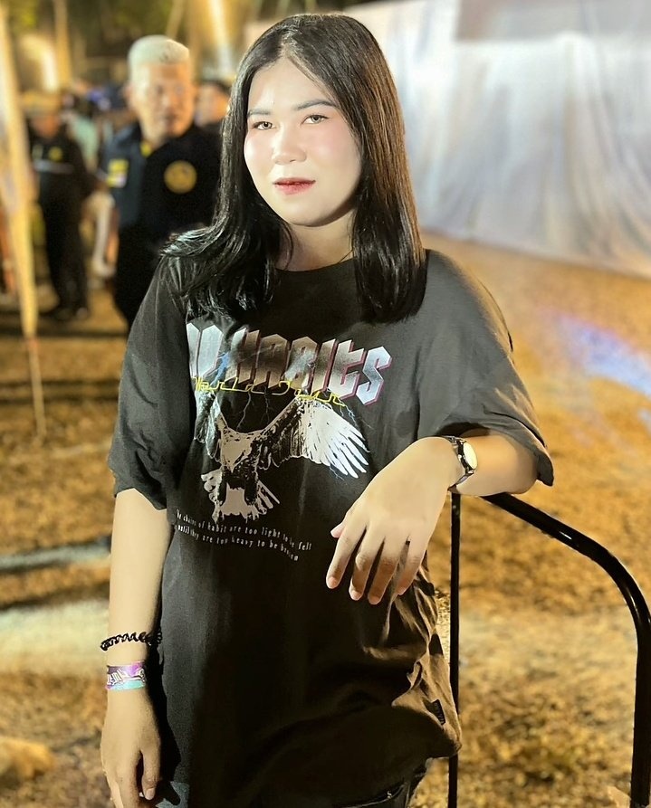 m.m🦪 tweet media