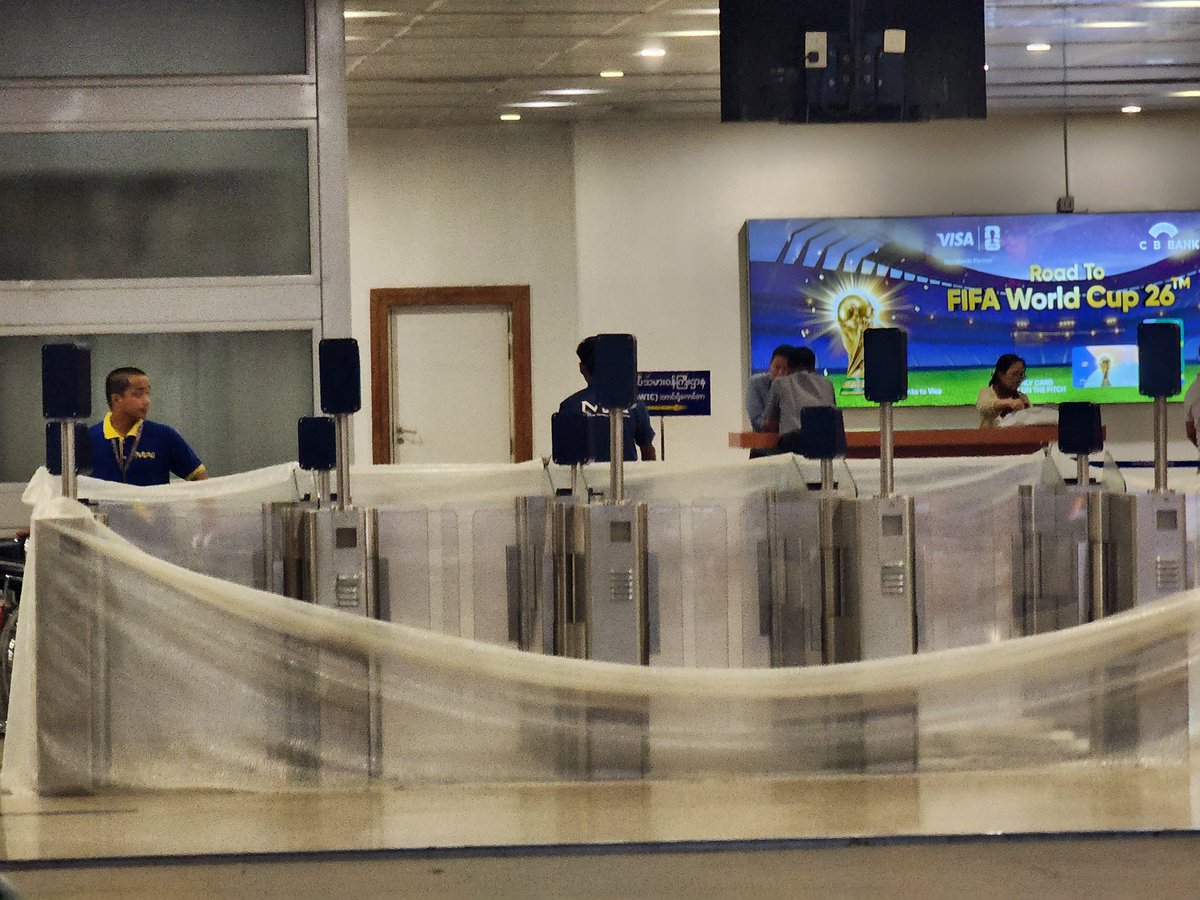 yangonow's tweet photo. ヤンゴン国際空港の入国審査に、自動化ゲートの運用間近！？ https://t.co/XEoDmJSSW5