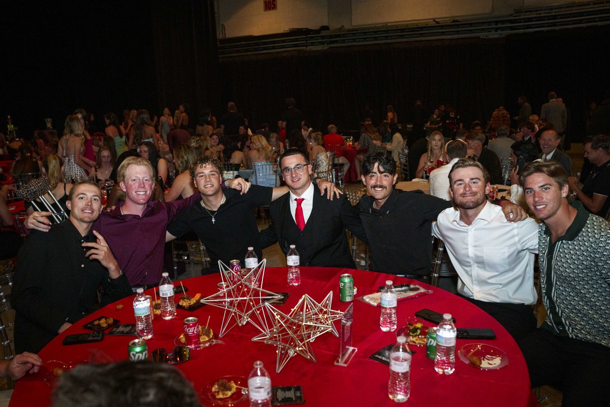 unlvbaseball's tweet photo. The annual SAG Awards was a big-time success 🏆

Congrats to our guy, Carson Lane, on being named a the Team Academic Champion 📚

#BEaREBEL https://t.co/vwMwkUvk17