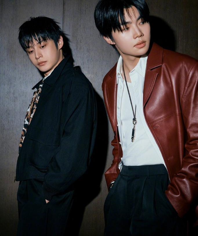 GBray99596's tweet photo. #ZEROBASEONE新專Ascend #ZEROBASEONE @ZB1_cn 
ZEROBASEONE超話發佈回歸概念照，組合將於5月18日攜第六張迷你專輯《Ascend-》回歸。 https://t.co/ArrhrMAb1M