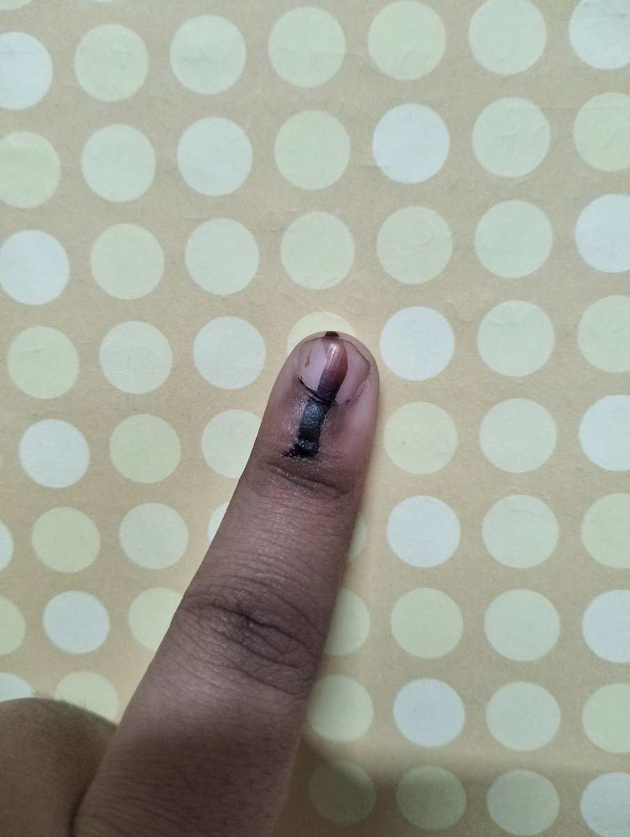 18Magicalsri's tweet photo. मतदान ☝🏼🗳️ 
.
.
.
#vote2026🗳✅️ #statelegislativeassemblyelection
#celebratingdemocracy 
#inkedup #29April2026 https://t.co/Z49BjWjTns