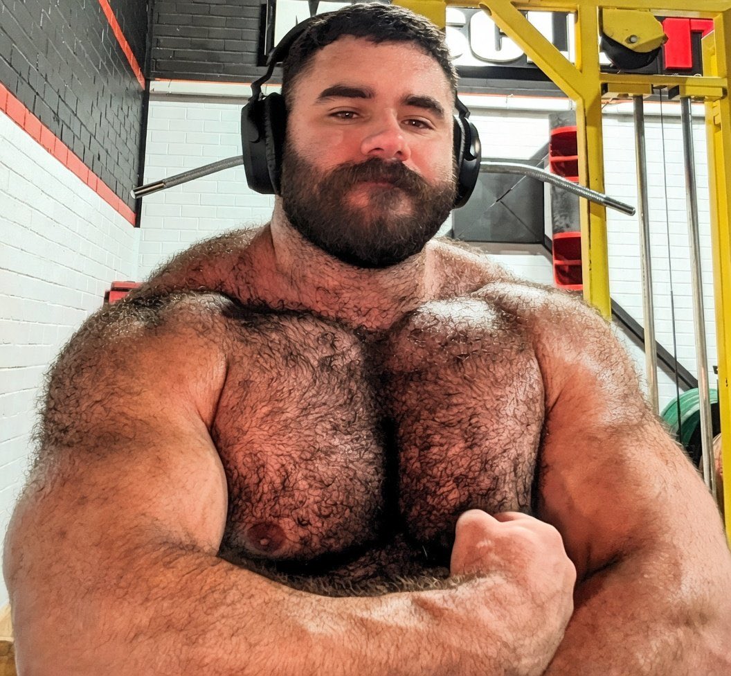 thickbelt1 tweet media