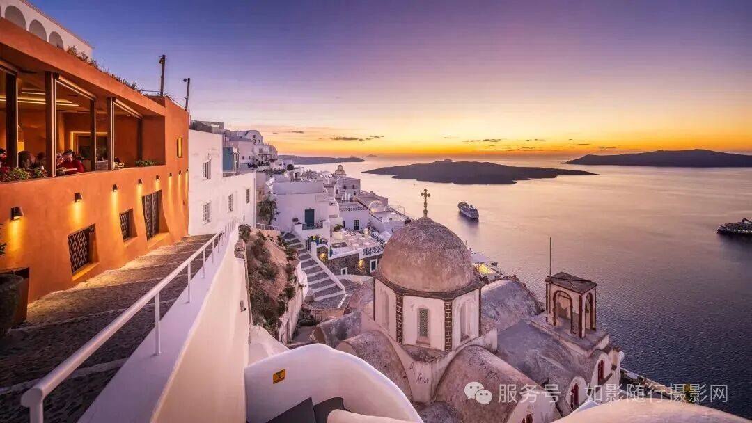 b_seyman's tweet image. "Chasing sunsets in Santorini  White villages, blue domes, and wine that tastes like sunshine. Every corner feels like a postcard—proof that magic exists.  #SantoriniVibes #Wanderlust"