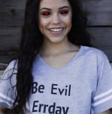 Zoie ♡ #SOWHAT? tweet media