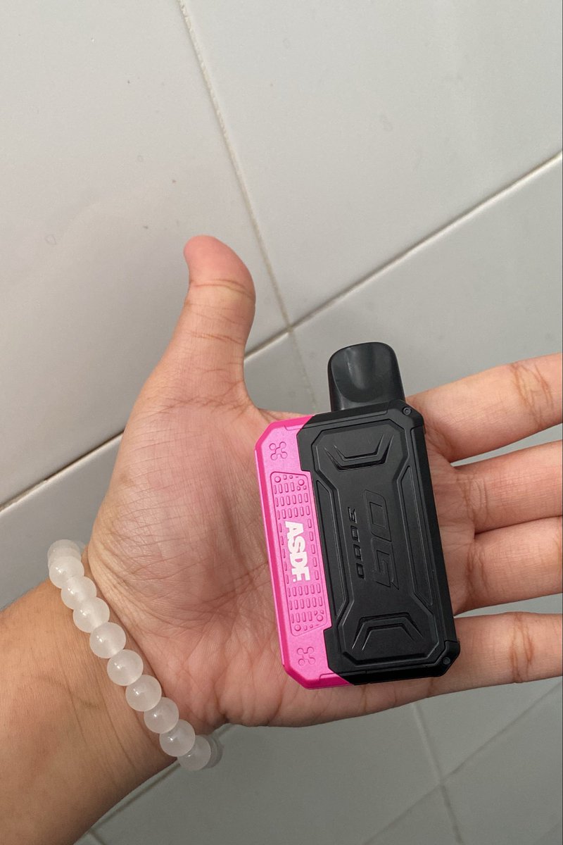 star ✨ tweet media