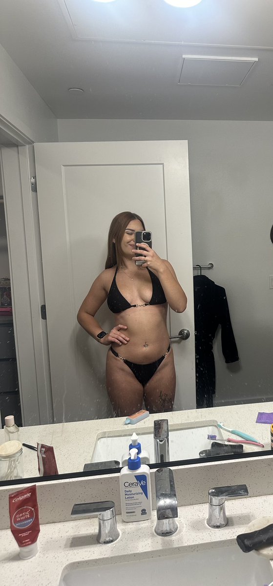 Avery Rae tweet media
