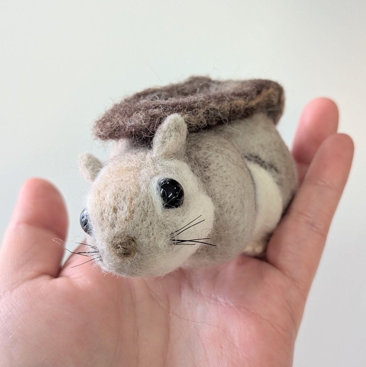 モノヴィレの作品チラ見せ 羊毛フェルトのエゾリスとエゾモモンガ