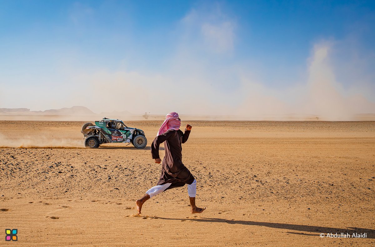 HIPAae's tweet image. 📸 #PhotoOfTheDay 

"Rally Runner | عدّاء الرالي"

© Abdullah Alaidi | Kingdom of Saudi Arabia
@abdullahaledey1 

#HIPA #HIPAae #Photography #PhotographerLovers #SaudiArabia #SportsPhotography #FunnyMoments