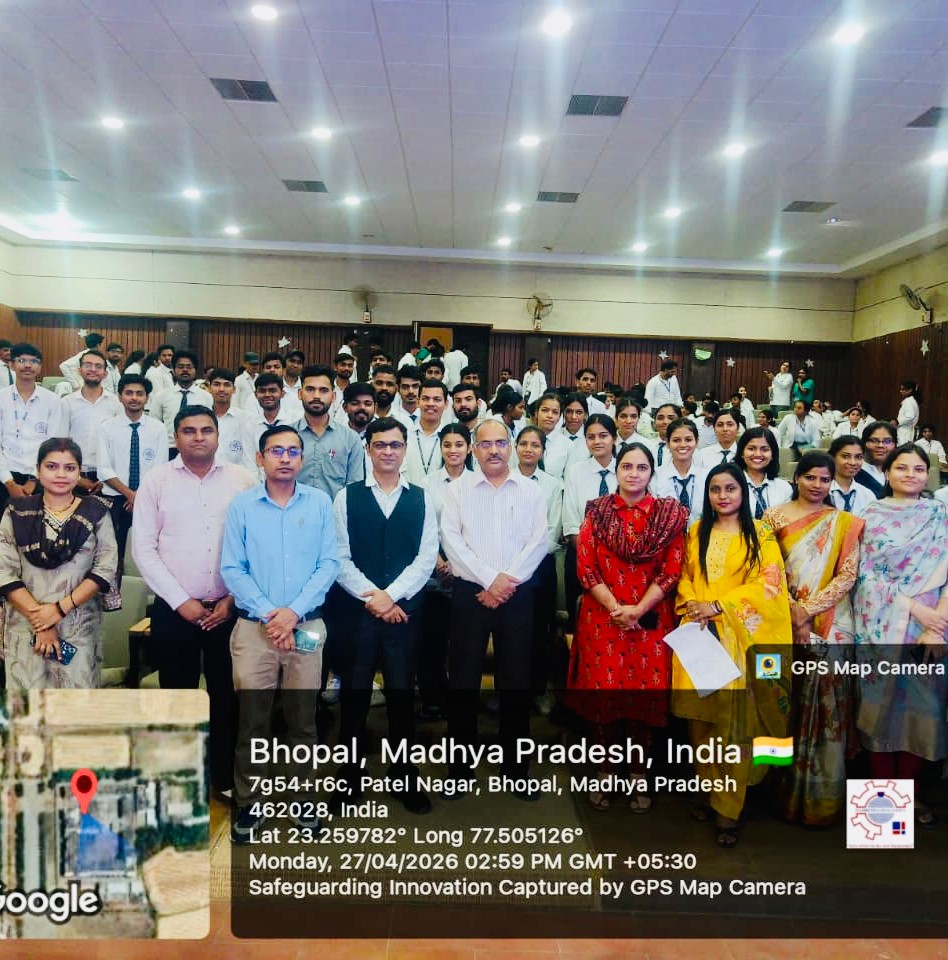 ajay241's tweet photo. Successfully organized an MPCST-sponsored session at Corporate Institute of Pharmacy on the occasion of World Intellectual Property Day.

#WorldIntellectualPropertyDay #IntellectualProperty #MPCST #corporateinstituteofpharmacy #ajaykumarchoubey https://t.co/WLU4MXAHfl