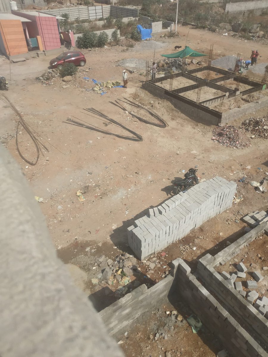 MeMoizjung's tweet photo. @Open Landgrabbing at Sy No 1 Hashmathpet Village Balanagar Mandal near chatri gadda so many complaints to SHO Alwal ignored all rowdy sheeters and goondas and women goondas are deployed given complaints to,CP, DCP,ACP Malkajgiri No Action ,Please take action 🙏🙏🙏 https://t.co/Ei6NijKSK5